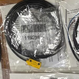 Banner Engineering Q12AB6FF30 Fixed-Field Photoelectric Sensor