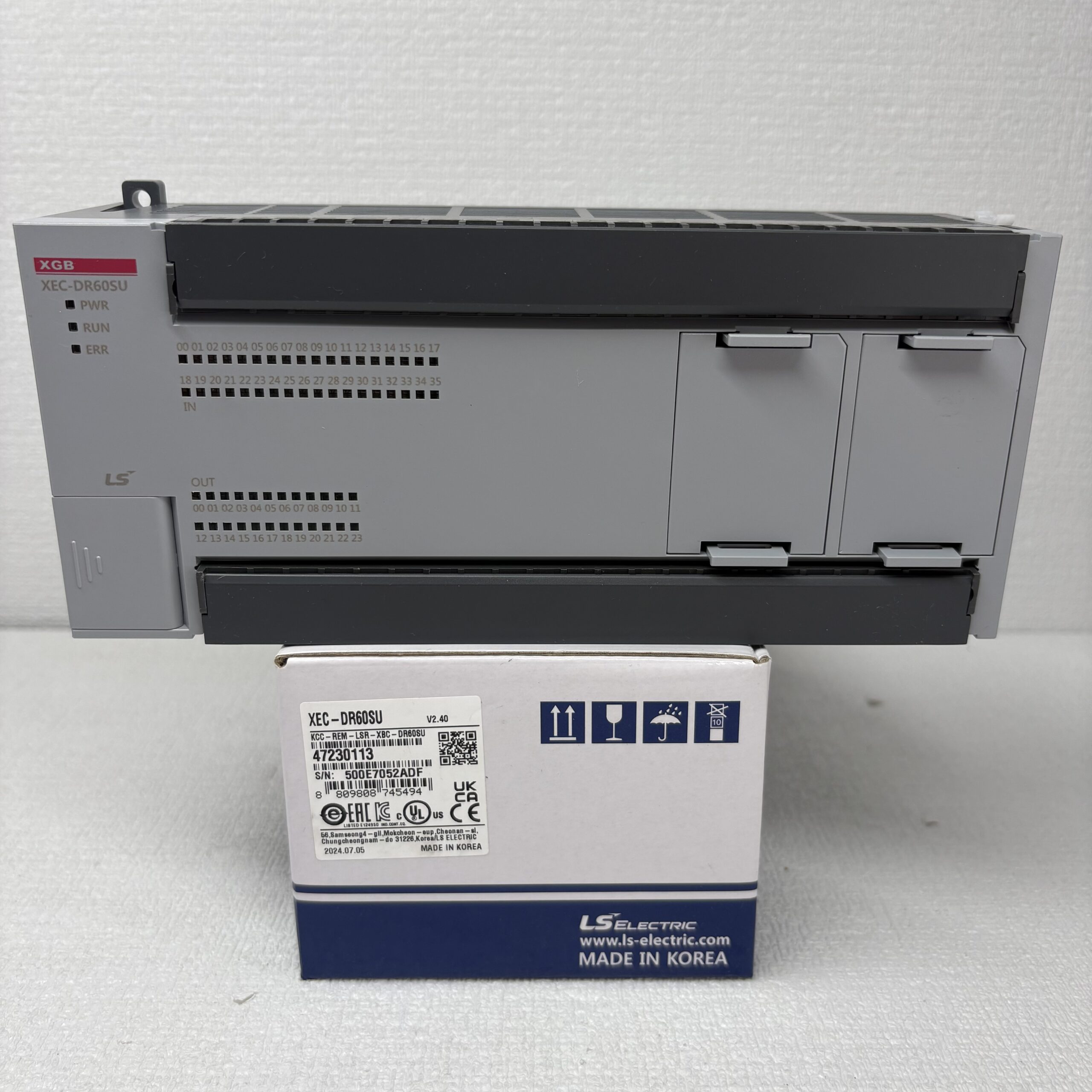 LS XEC-DR60SU Programmable Logic Controller