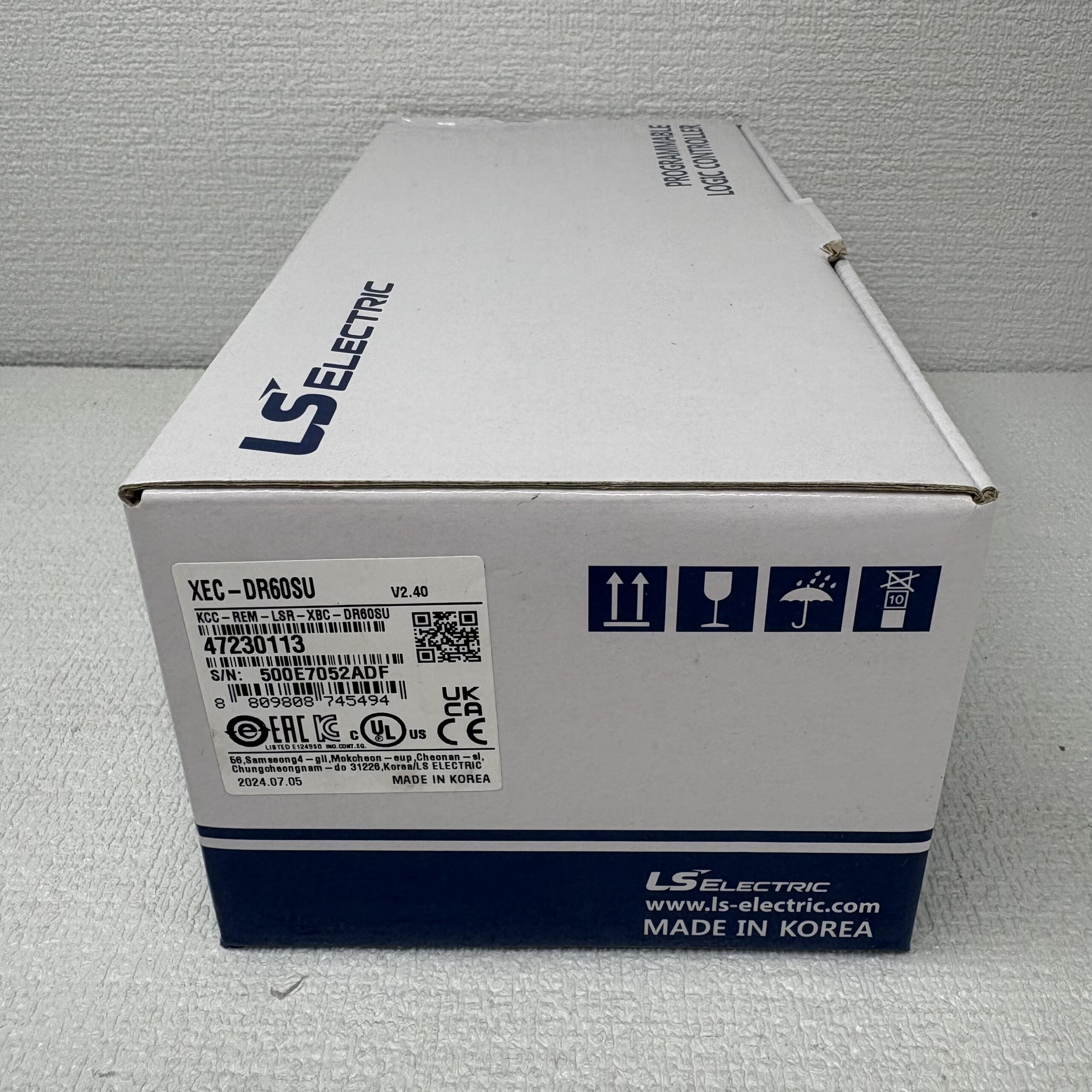 LS XEC-DR60SU Programmable Logic Controller - Image 2