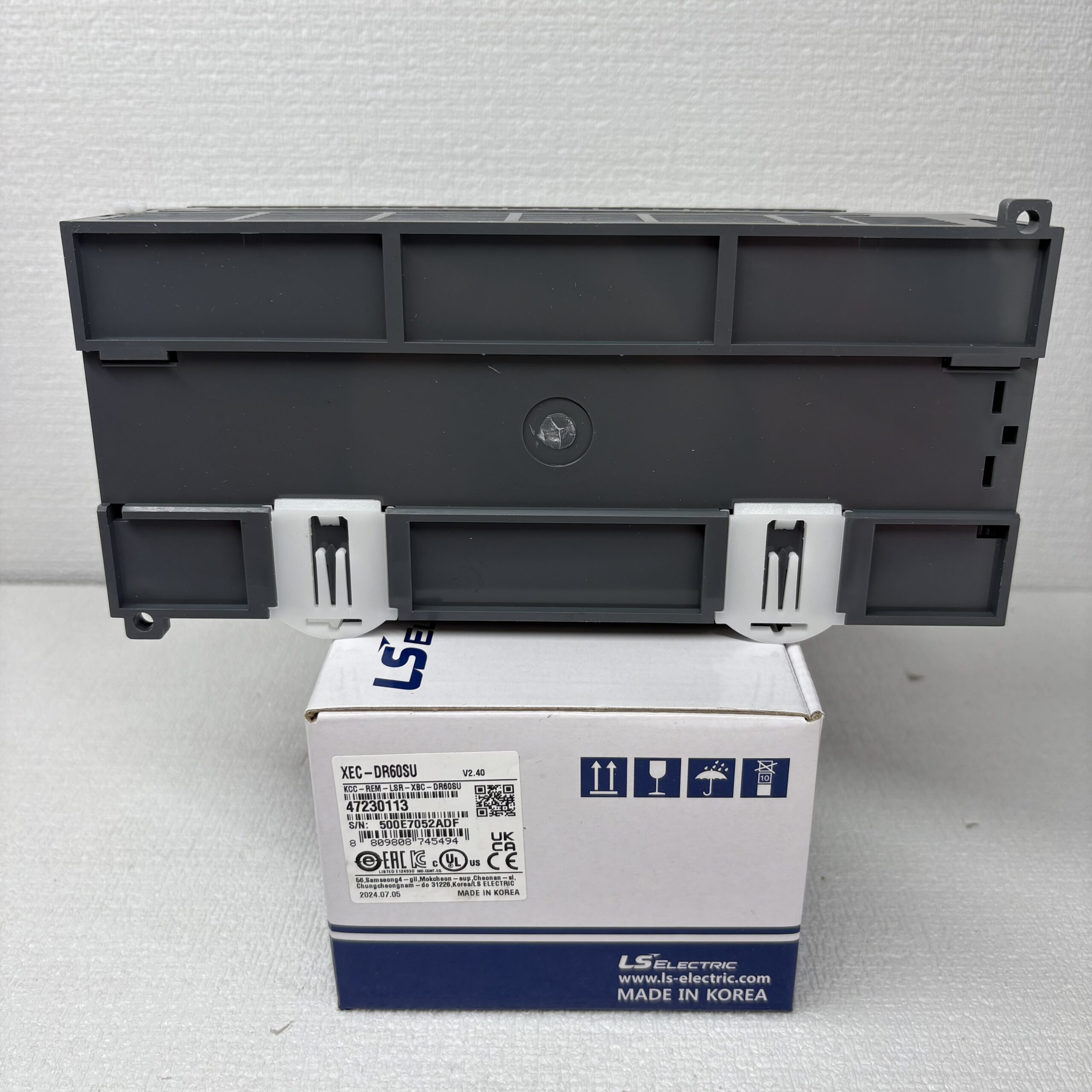 LS XEC-DR60SU Programmable Logic Controller - Image 7