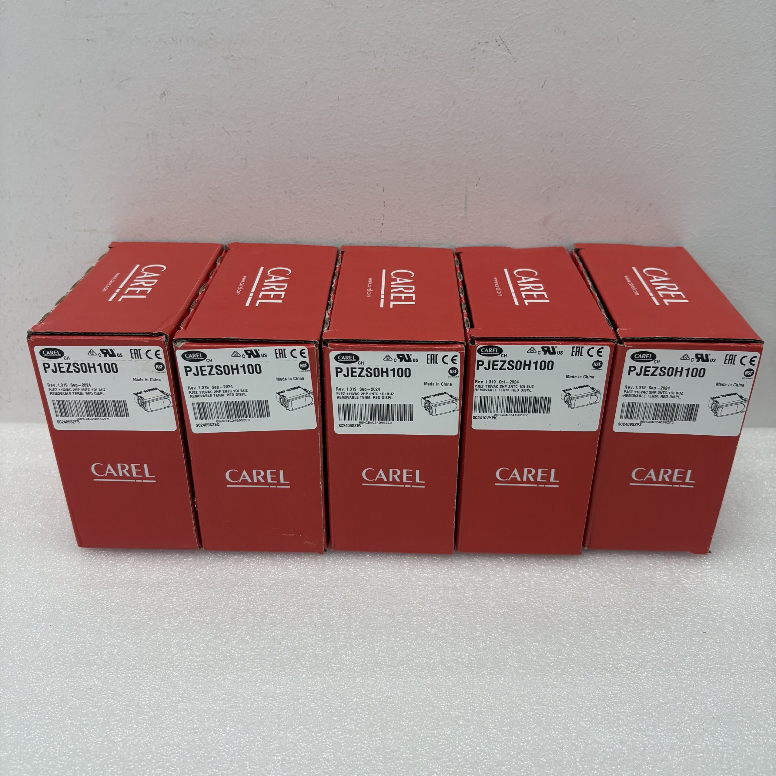 CAREL PJEZS0H100 Refrigeration Controller – product view 6