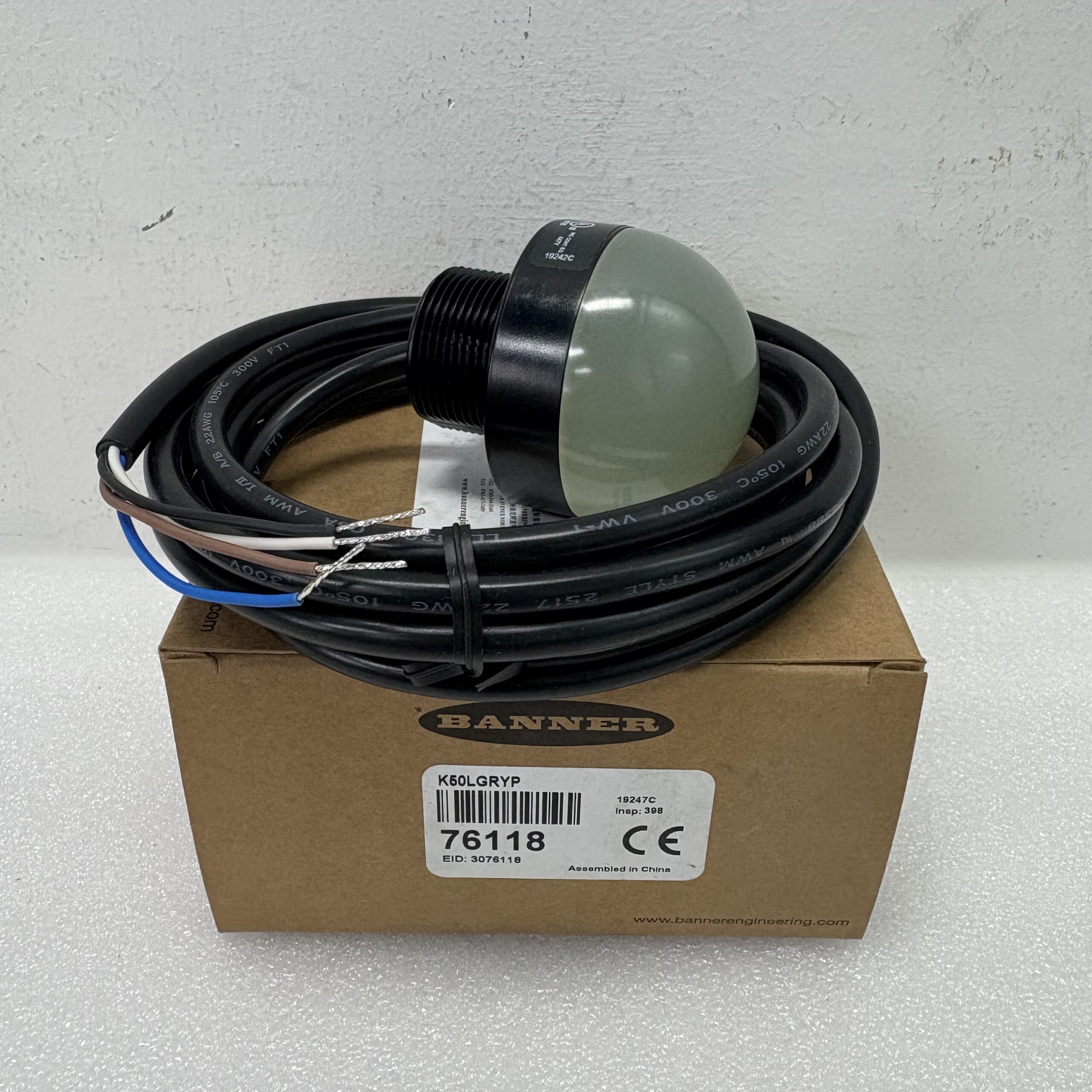 Banner K50LGRYP Three-Color LED Indicator – product view 4