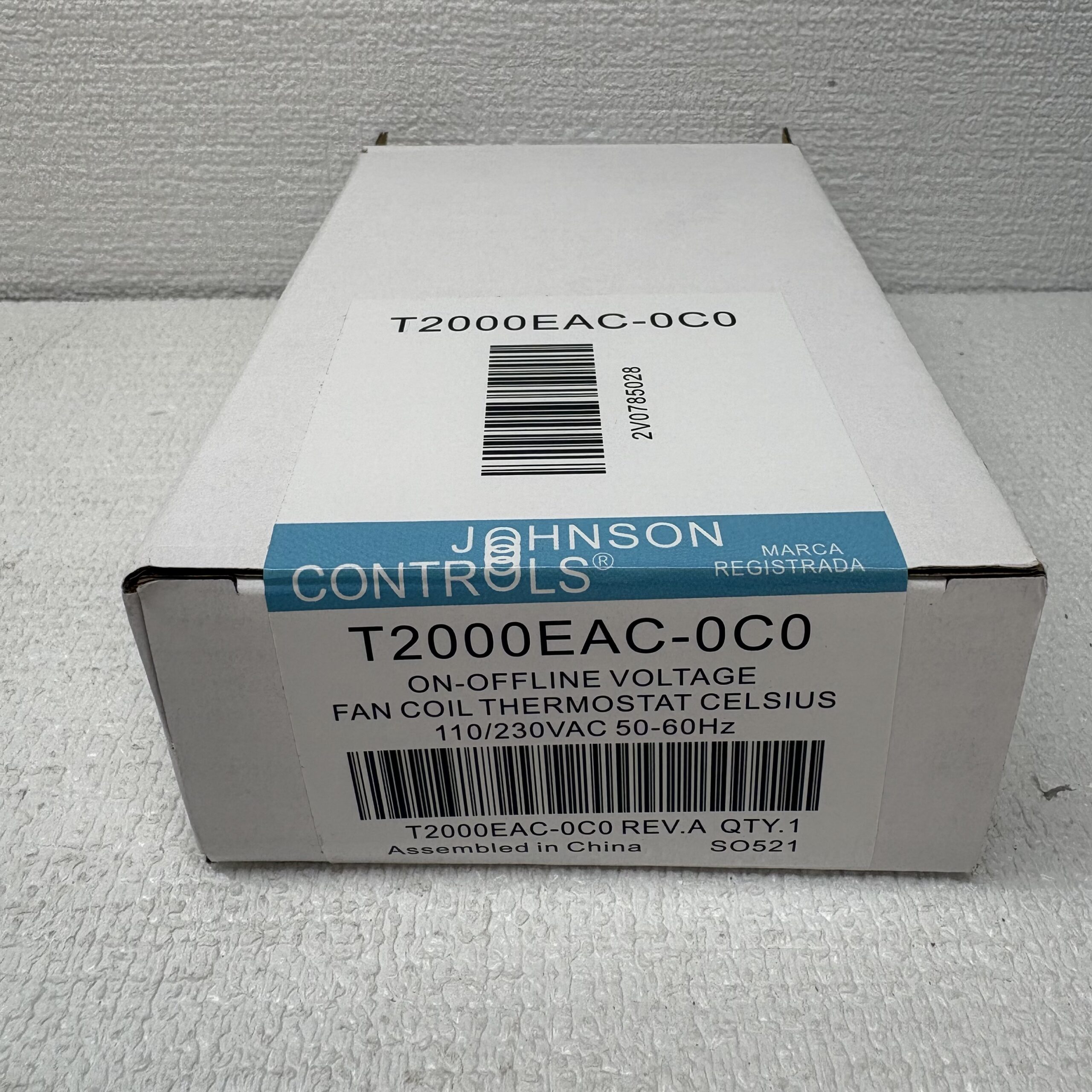 Johnson Controls T2000EAC-0C0 Fan Coil Thermostat – product view 5
