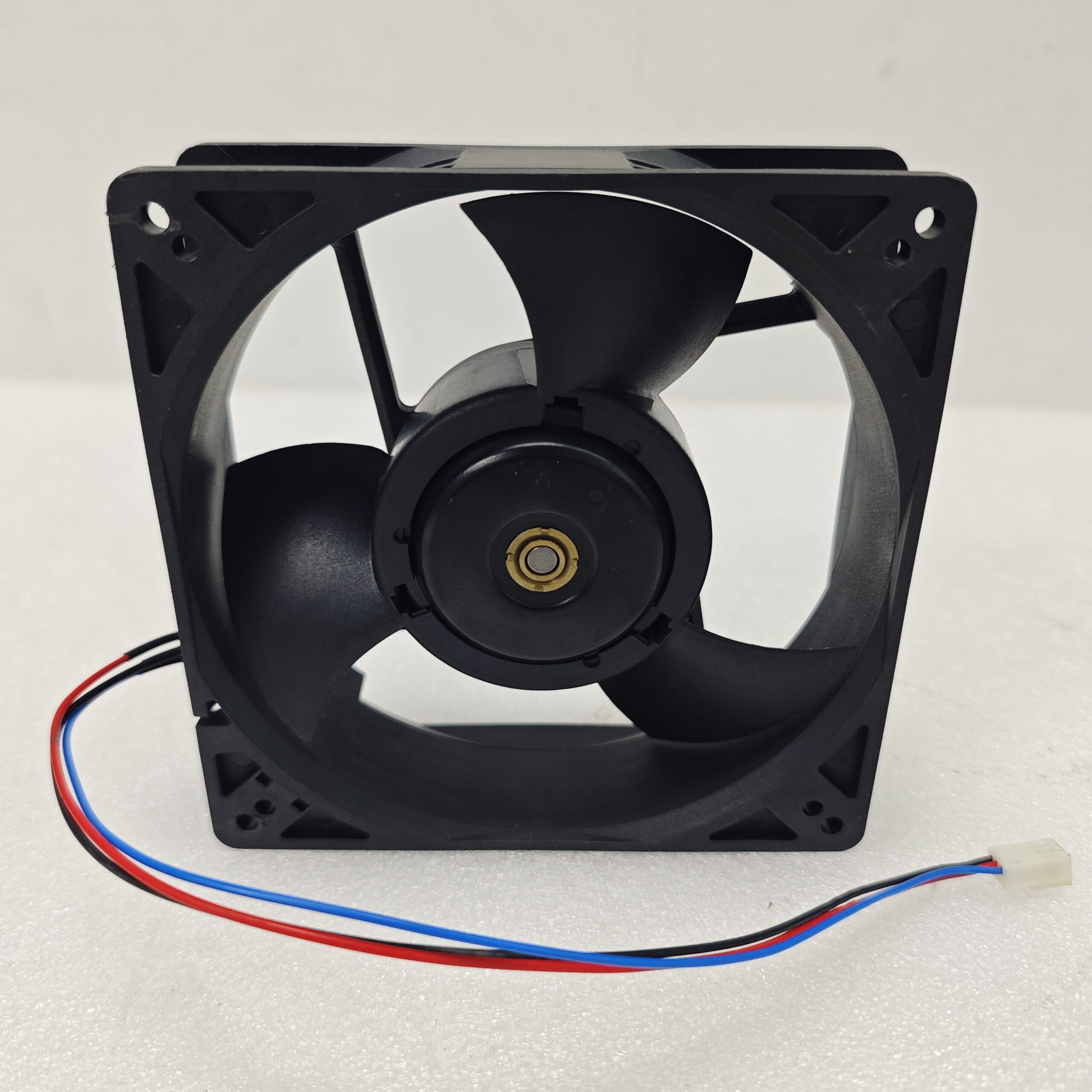 Delta EFB1324SHE-5H71 DC Axial Cooling Fan – product view 2