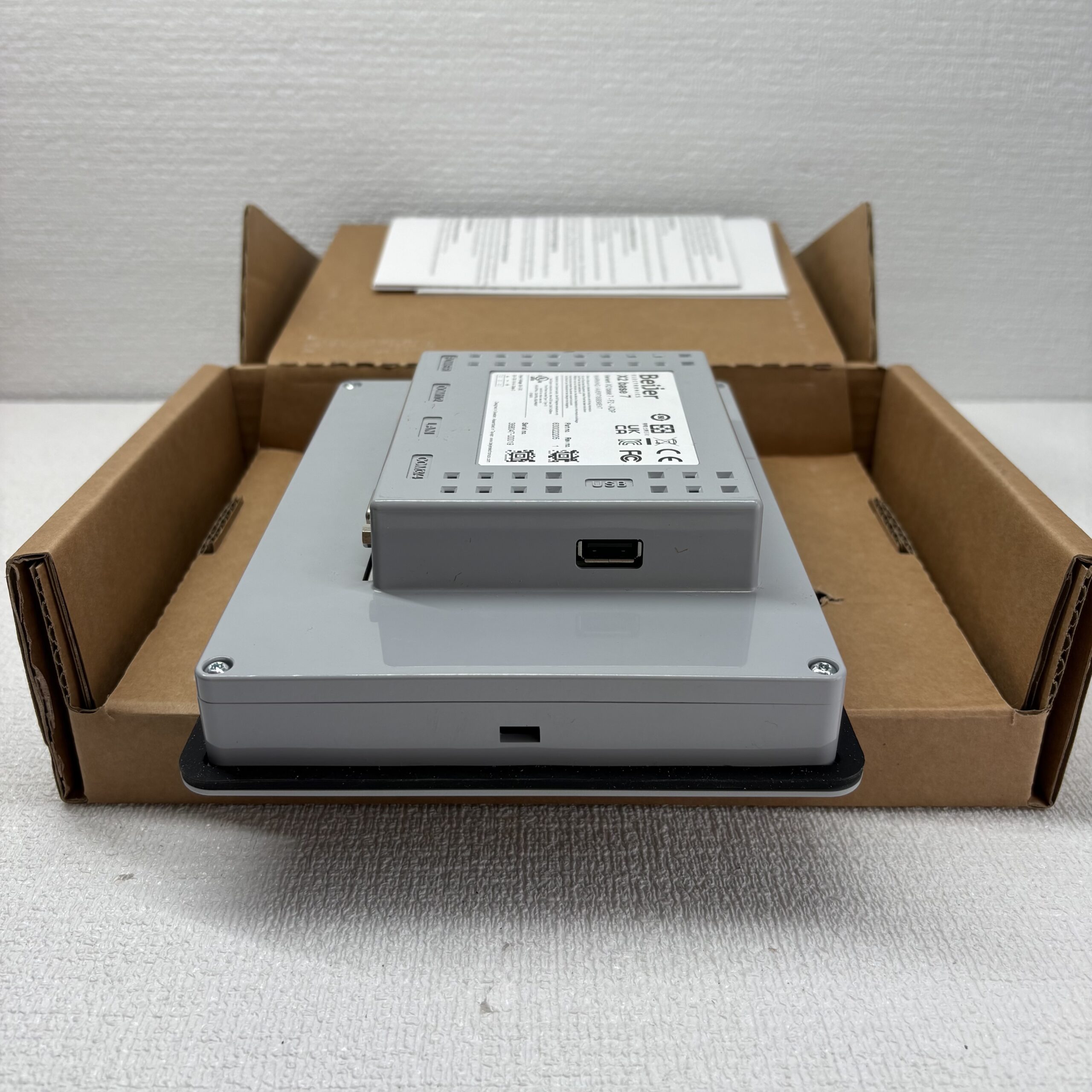 Beijer Electronics X2 base 7-F2-ADP Touchscreen Operator Panel – product view 6