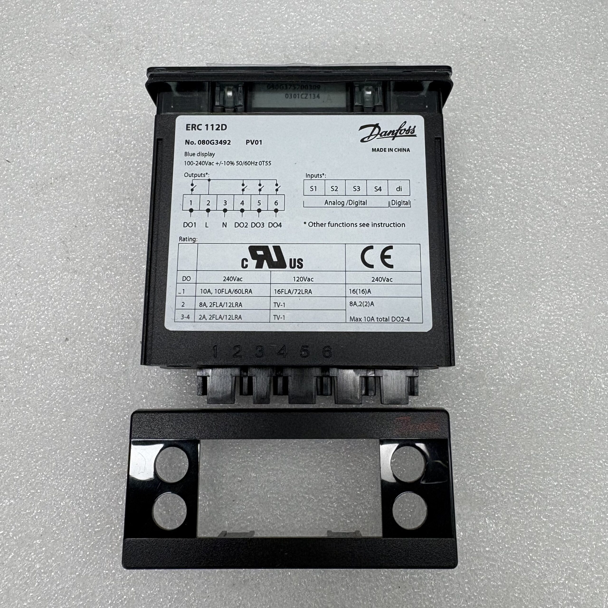 Danfoss ERC 112D 080G3492 Digital Refrigeration Controller – product view 2
