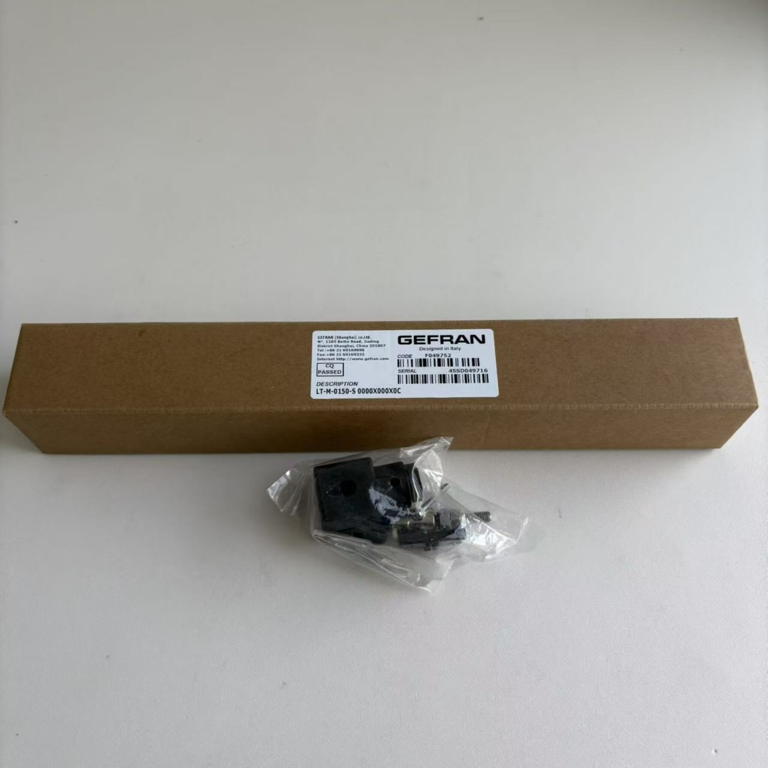 Gefran LT-M-0150-S 0000X000X0C Potentiometric Linear Position Transducer – product view 6